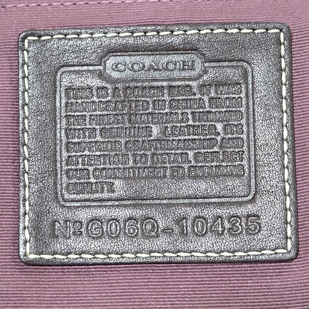 COACH Signature Patchwork Limted Edition Shoulder Crossbody Bag Purse 10435 - Picture 4 of 16